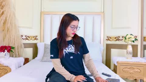 Antonella online show from 04.03.26