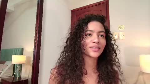 AntonellaHall  online show from 06.18.26