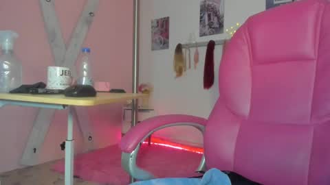 ANTONELLA online show from 02.13.25