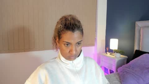 Snapshot of antonellaparker chatting on 12.29.24 Sarah online show from 12.29.24