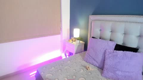 Snapshot of antonellaparker chatting on 01.23.25 Sarah online show from 01.23.25