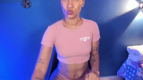 Snapshot of antonellaparker chatting on 09.28.25 Sarah online show from 09.28.25