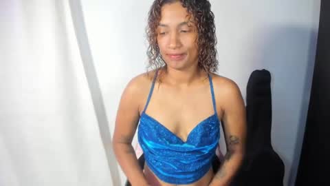 Snapshot of antonellaparker chatting on 04.12.26 Sarah online show from 04.12.26