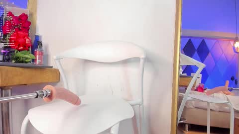 Antonella Russel online show from 11.17.25