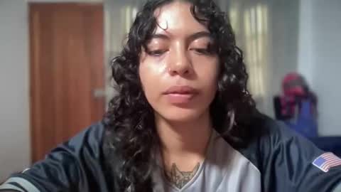 Snapshot of antoniabloom chatting on 11.26.25 Antonia online show from 11.26.25