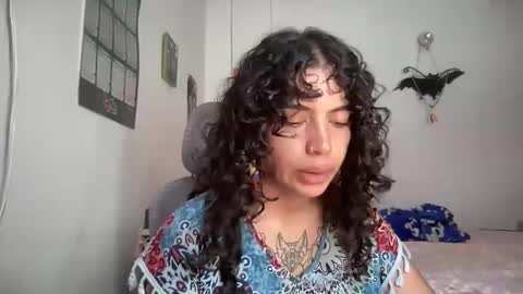 Snapshot of antoniabloom chatting on 12.02.25 Antonia online show from 12.02.25