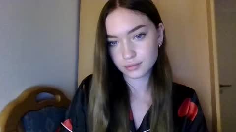 antonina25440 online show from 10.17.25