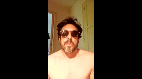 Snapshot of antoniovictory chatting on 03.31.26 antoniovictory online show from 03.31.26