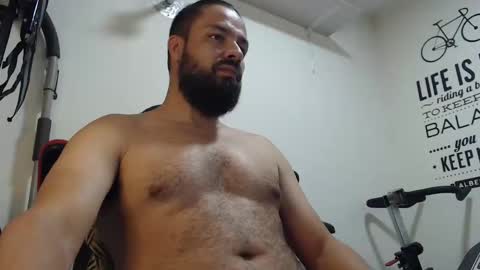 Snapshot of antony_36 chatting on 01.11.25 antony online show from 01.11.25