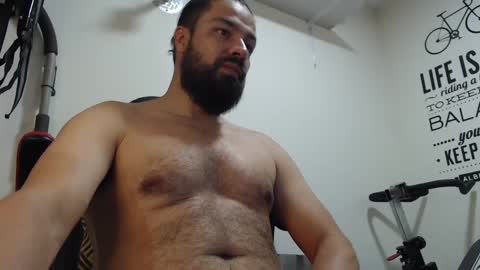 Snapshot of antony_36 chatting on 01.12.25 antony online show from 01.12.25