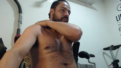 Snapshot of antony_36 chatting on 01.26.25 antony online show from 01.26.25