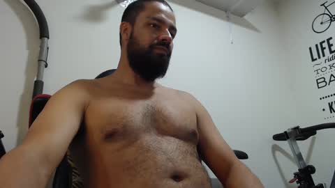 Snapshot of antony_36 chatting on 02.13.25 antony online show from 02.13.25
