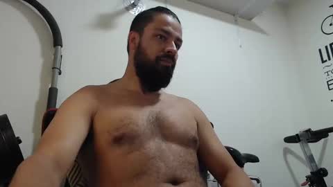 Snapshot of antony_36 chatting on 02.18.25 antony online show from 02.18.25