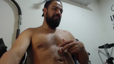 Snapshot of antony_36 chatting on 02.23.25 antony online show from 02.23.25