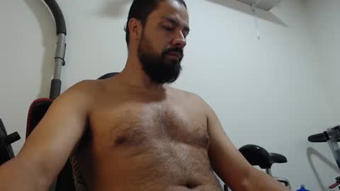 Snapshot of antony_36 chatting on 03.05.25 antony online show from 03.05.25