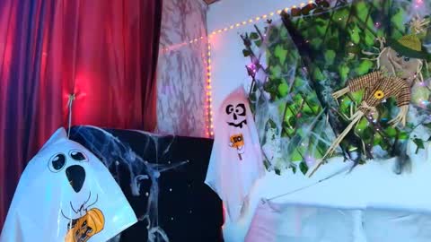 any mour online show from 10.29.25