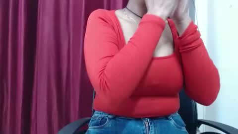 Snapshot of anya_kapoor chatting on 12.21.25 anya kapoor no face online show from 12.21.25