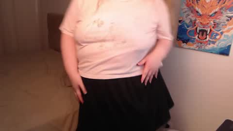 Snapshot of anya_muna chatting on 12.12.24 Anya Muna online show from 12.12.24