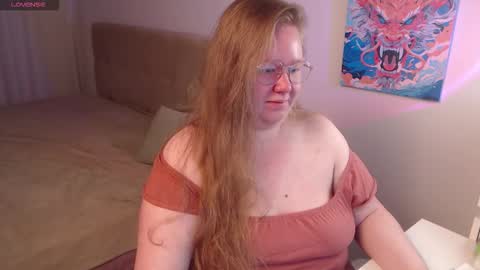 Snapshot of anya_muna chatting on 10.04.25 Anya Muna online show from 10.04.25