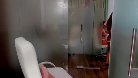 Anya online show from 02.20.25