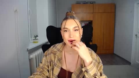 AnyaSmack online show from 02.15.26