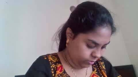 Snapshot of anydanyg chatting on 12.23.25 anydanyg online show from 12.23.25