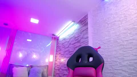 Snapshot of anyelaevansx chatting on 01.13.25 Anyela online show from 01.13.25