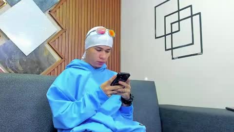 Snapshot of anyelo_sexyhot chatting on 02.10.25 anyelo_sexyhot online show from 02.10.25