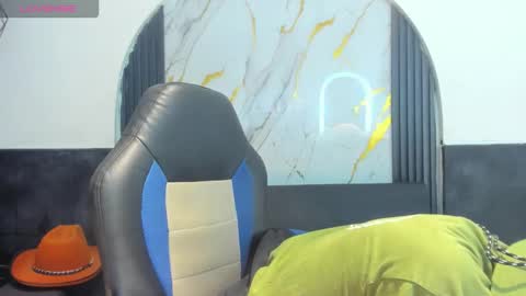 Snapshot of anyelo_sexyhot chatting on 09.12.25 anyelo_sexyhot online show from 09.12.25