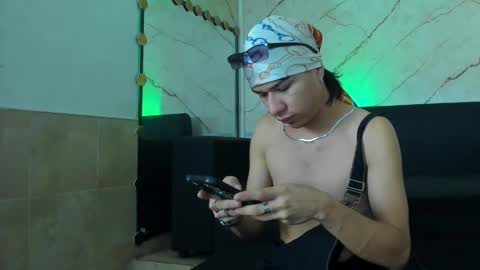 Snapshot of anyelo_sexyhot chatting on 10.06.25 anyelo_sexyhot online show from 10.06.25