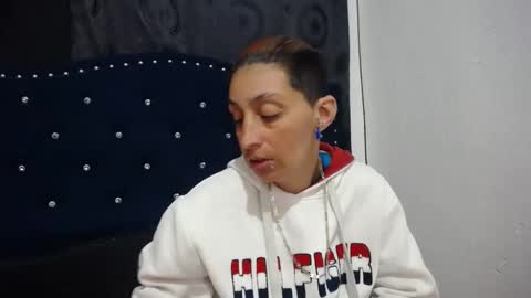 Snapshot of anyu_1306 chatting on 12.06.24 anyu online show from 12.06.24