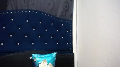 Snapshot of anyu_1306 chatting on 01.15.25 anyu online show from 01.15.25