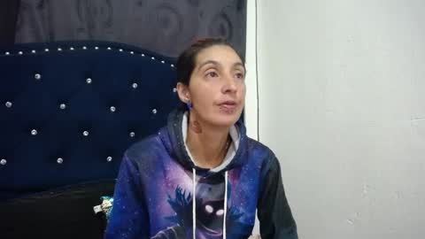 Snapshot of anyu_1306 chatting on 01.17.25 anyu online show from 01.17.25