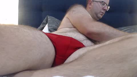 Snapshot of aotearoa31 chatting on 02.19.25 aotearoa31 online show from 02.19.25