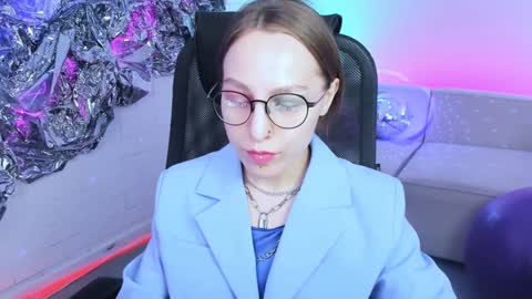 Snapshot of aphexqueen chatting on 01.26.25 APHEX QUEEN online show from 01.26.25