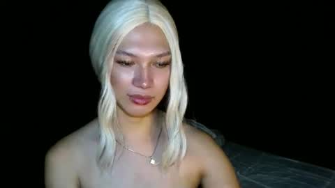 Snapshot of aphr0dite_x chatting on 12.22.24 Roman Goddess online show from 12.22.24