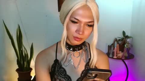 Snapshot of aphr0dite_x chatting on 01.27.25 Roman Goddess online show from 01.27.25