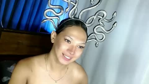 Snapshot of aphr0dite_x chatting on 06.23.26 Roman Goddess online show from 06.23.26