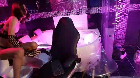 Snapshot of aphrodite_meow chatting on 02.18.26 Aphrodite Meow online show from 02.18.26