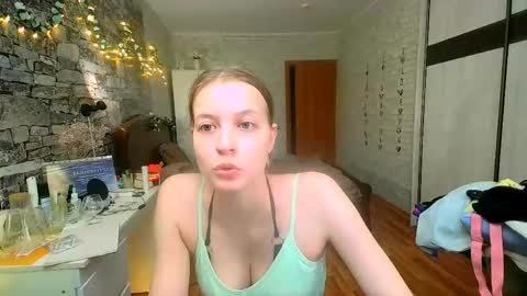 Aphrodite online show from 04.28.26