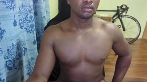 Snapshot of apollodarkmn chatting on 12.08.24 apollodarkmn online show from 12.08.24