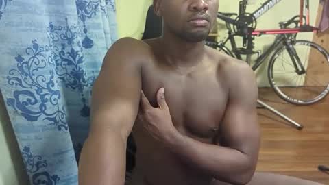 Snapshot of apollodarkmn chatting on 02.26.25 apollodarkmn online show from 02.26.25