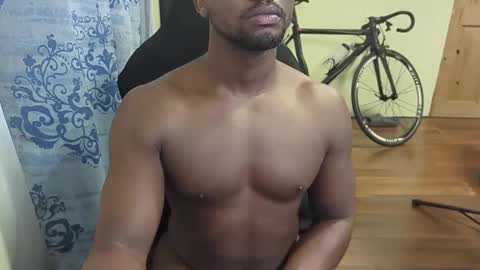 Snapshot of apollodarkmn chatting on 03.08.25 apollodarkmn online show from 03.08.25