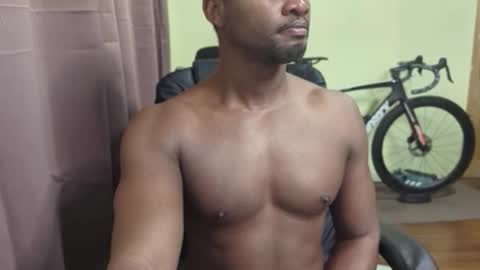 Snapshot of apollodarkmn chatting on 12.01.25 apollodarkmn online show from 12.01.25