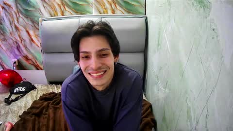 Apolo online show from 02.12.25