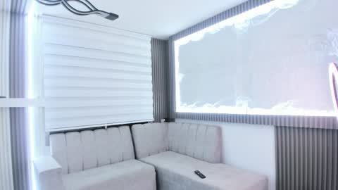 Snapshot of apolo_bianco_ chatting on 03.06.25 APOLO online show from 03.06.25