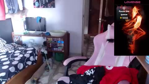 Snapshot of apolo_s chatting on 03.13.26 Andres online show from 03.13.26