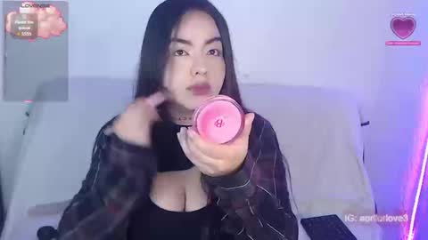 Abril Freelance Model online show from 09.16.25