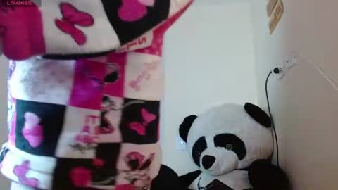 Snapshot of april_dumont5 chatting on 07.11.26 April Dumont online show from 07.11.26
