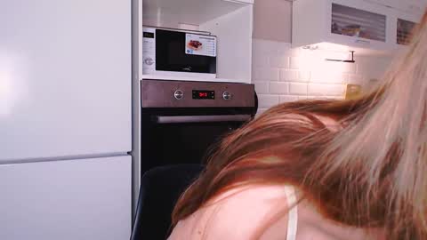 Snapshot of april_felicity chatting on 12.03.24 April online show from 12.03.24